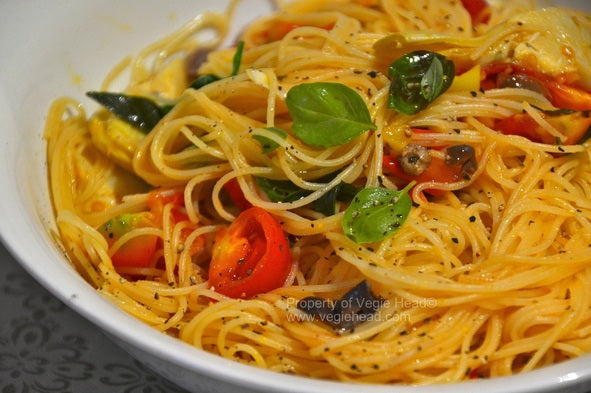 Tomato, olive and artichoke pasta